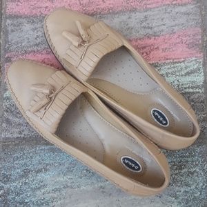 Dr. Scholl’s Leather Kiltie Tassel Loafer - 8.5